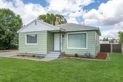 Exterior - 8209 E Knox Ave, Spokane Valley, WA 99212 photo 2 of 9