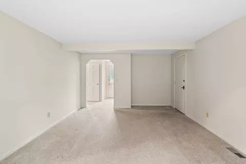 Living - 9520 E Holman Rd, Spokane, WA 99206 photo 3 of 7