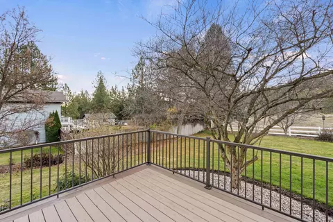 Exterior - 9520 E Holman Rd, Spokane, WA 99206 photo 6 of 13