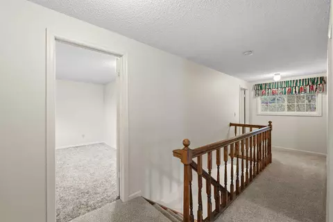 Entry Way - 9520 E Holman Rd, Spokane, WA 99206 photo 4 of 6