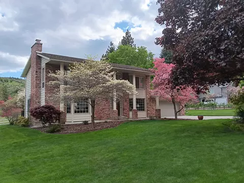 9520 E Holman Rd, Spokane, WA 99206