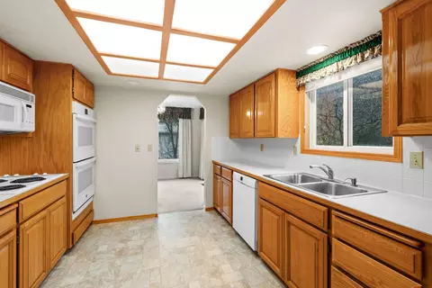 Kitchen - 9520 E Holman Rd, Spokane, WA 99206 photo 2 of 2