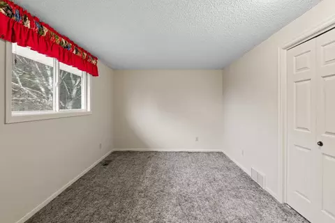 Bedroom - 9520 E Holman Rd, Spokane, WA 99206 photo 1 of 5