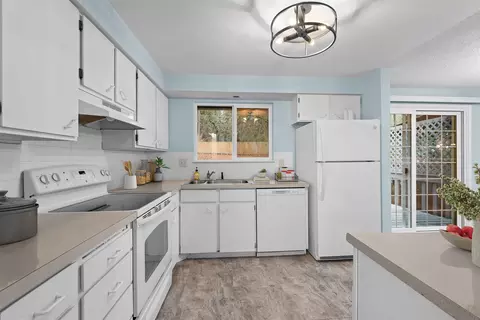 3908 E 12th Ave, Spokane, WA 99202 photo 6