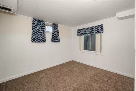 Bedroom - 3323 E Jackson Ave, Spokane, WA 99217 photo 3 of 3
