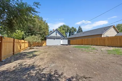 Exterior - 1708 E Mallon Ave, Spokane, WA 99212 photo 3 of 5
