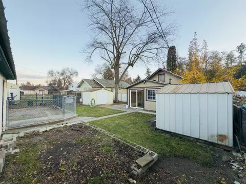 Exterior - 2217 E 7th Ave, Spokane, WA 99202 photo 5 of 11