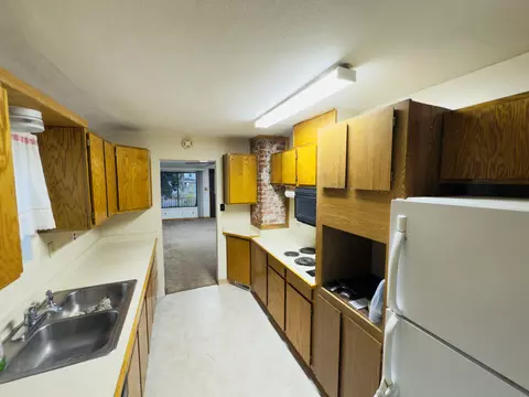 Kitchen - 2217 E 7th Ave, Spokane, WA 99202 photo 3 of 3