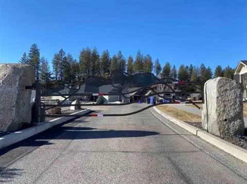30 E Center Ln, Spokane, WA 99208 photo 3