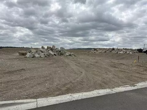58 E Center Ln, Spokane, WA 99205