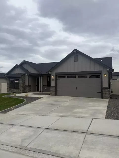 18126 E Barclay Ct #3/4 SNOWBRUSH, Spokane Valley, WA 99016