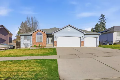 4708 W Belmont Dr, Spokane, WA 99208