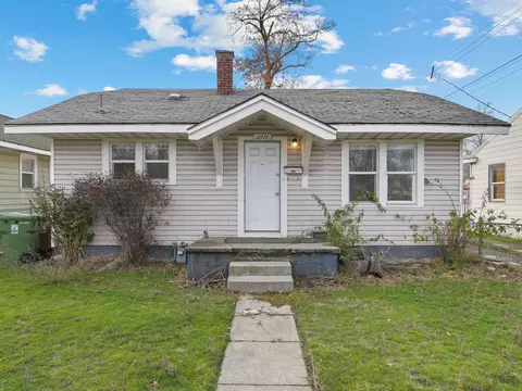 2711 N Ash St, Spokane, WA 99205