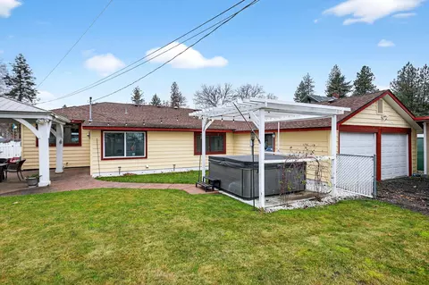 Exterior - 7109 E 9th Ave, Spokane Valley, WA 99212 photo 8 of 11