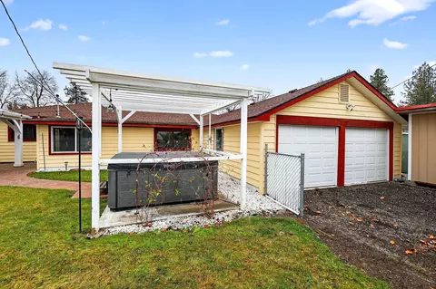 Exterior - 7109 E 9th Ave, Spokane Valley, WA 99212 photo 4 of 11