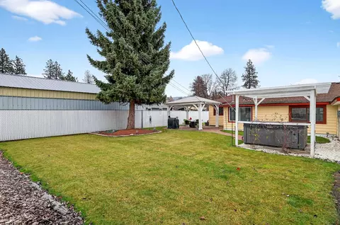 Exterior - 7109 E 9th Ave, Spokane Valley, WA 99212 photo 5 of 11