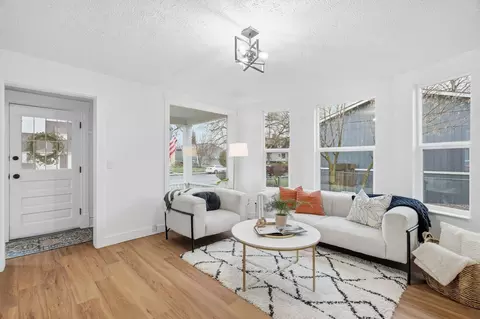 Living - 2018 E Pacific Ave, Spokane, WA 99202 photo 2 of 2