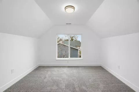 Bedroom - 2018 E Pacific Ave, Spokane, WA 99202 photo 4 of 6