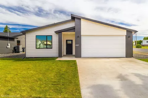 13527 W 12th Ave, Airway Heights, WA 99001