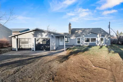 Exterior - 10521 E 5th Ave, Spokane Valley, WA 99206 photo 2 of 10