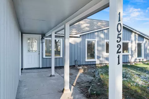 Exterior - 10521 E 5th Ave, Spokane Valley, WA 99206 photo 3 of 10