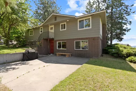 6221 N Highview Ln, Spokane, WA 99217
