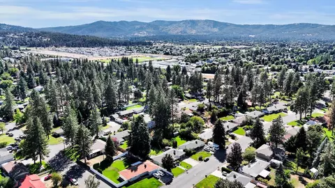 View/Area - 13720 E 27th Ave, Spokane Valley, WA 99216 photo 2 of 11