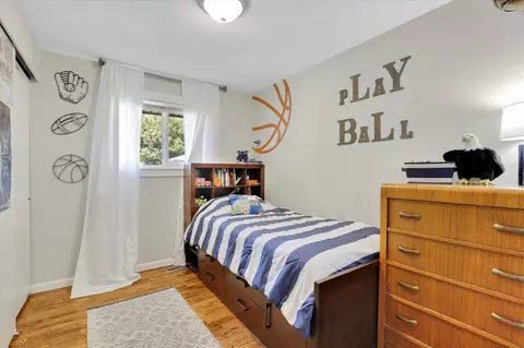Bedroom - 13720 E 27th Ave, Spokane Valley, WA 99216 photo 4 of 6