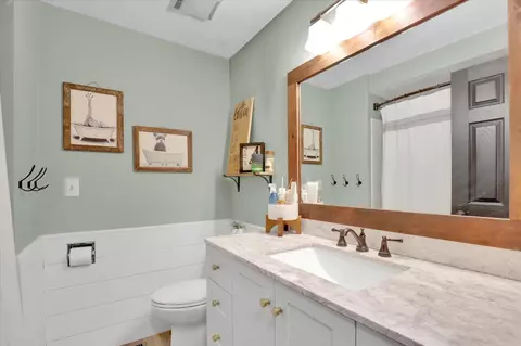 Bath - 13720 E 27th Ave, Spokane Valley, WA 99216 photo 3 of 3