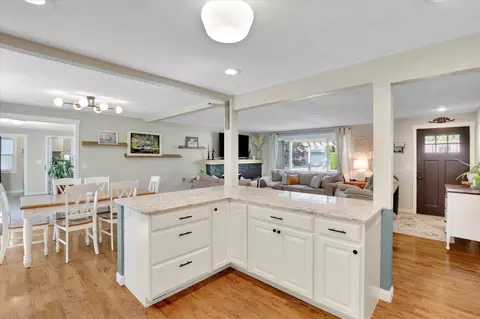 Kitchen - 13720 E 27th Ave, Spokane Valley, WA 99216 photo 3 of 4