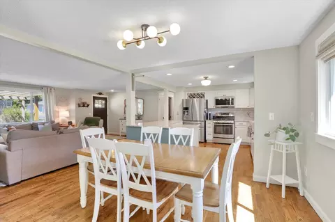 Dining - 13720 E 27th Ave, Spokane Valley, WA 99216 photo 2 of 2