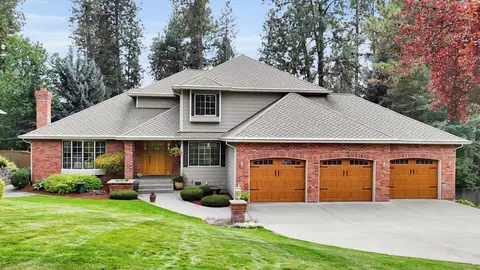 6824 S Highland Park Dr, Spokane, WA 99223