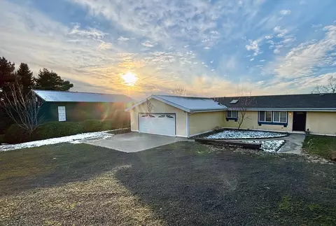 814 S Summit Ave, Rosalia, WA 99170