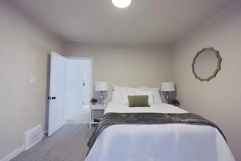 Bedroom - 1115 Everett Ave, Spokane, WA 99207 photo 3 of 4