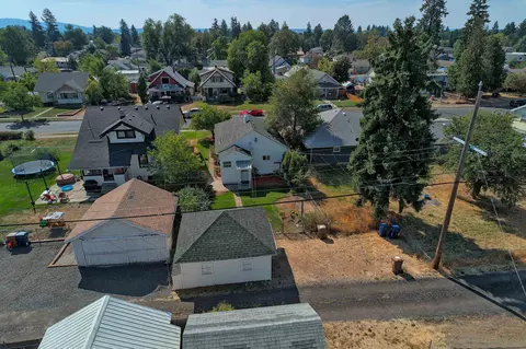 View/Area - 1115 Everett Ave, Spokane, WA 99207 photo 7 of 10