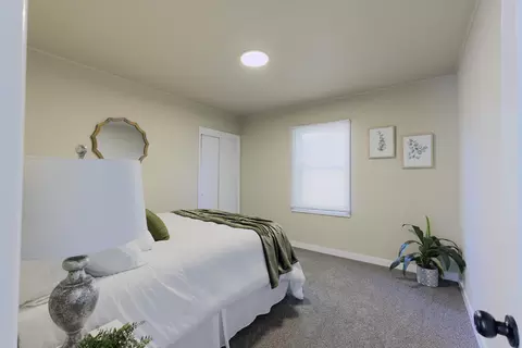 Bedroom - 1115 Everett Ave, Spokane, WA 99207 photo 2 of 4
