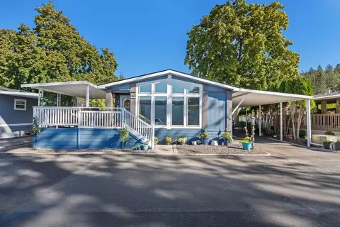 208 S Neyland Apt 56 Rd UNIT 56, Liberty Lake, WA 99019