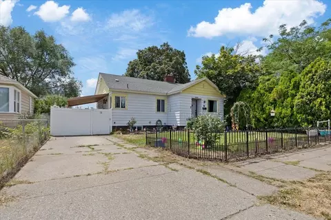 2204 E Joseph Ave, Spokane, WA 99207