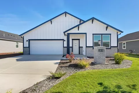 1216 N High Desert Dr, Deer Park, WA 99006