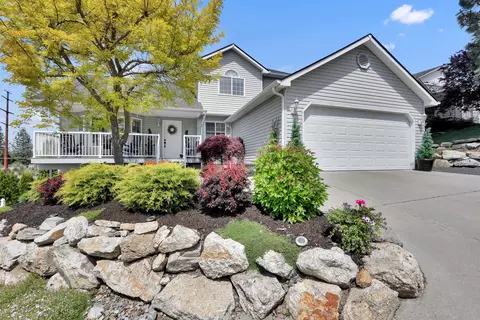 8310 E Bull Pine Ln, Spokane, WA 99217