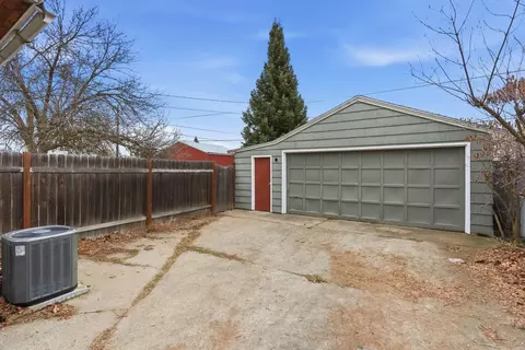 Exterior - 5710 N E St, Spokane, WA 99205 photo 2 of 5