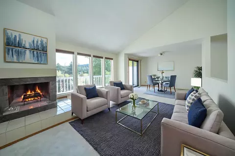 Living - 4919 E Sumac Dr, Spokane, WA 99223 photo 1 of 8