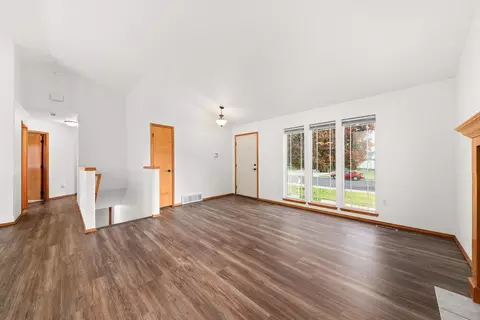 Living - 27 E Trevor Rd, Colbert, WA 99005 photo 4 of 8