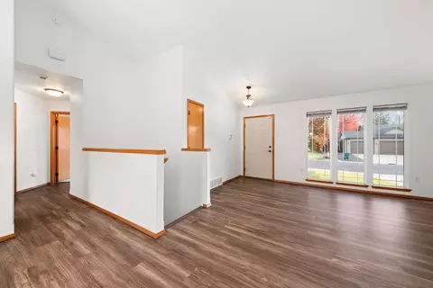 Living - 27 E Trevor Rd, Colbert, WA 99005 photo 6 of 8