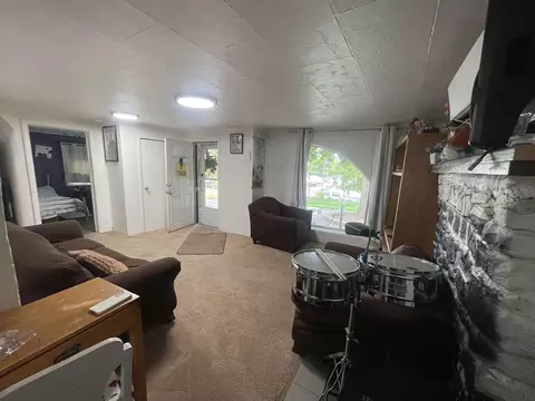 Living - 7402 E 4th Ave, Spokane, WA 99212 photo 1 of 3
