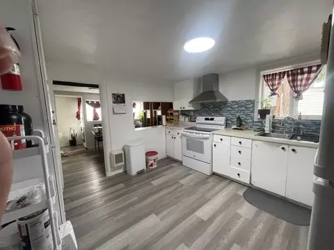 Kitchen - 7402 E 4th Ave, Spokane, WA 99212 photo 4 of 4