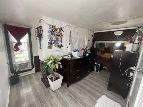 Bedroom - 7402 E 4th Ave, Spokane, WA 99212 photo 5 of 6