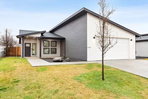 13521 W 12th Ave, Airway Heights, WA 99001