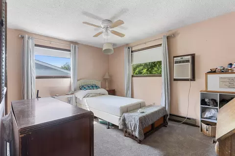 Bedroom - 13519 E 30th Ave, Spokane Valley, WA 99216 photo 1 of 4