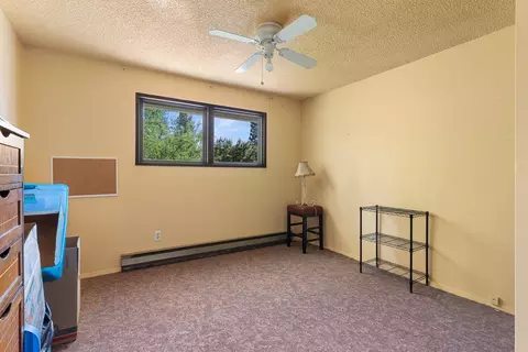 Bedroom - 13519 E 30th Ave, Spokane Valley, WA 99216 photo 3 of 4